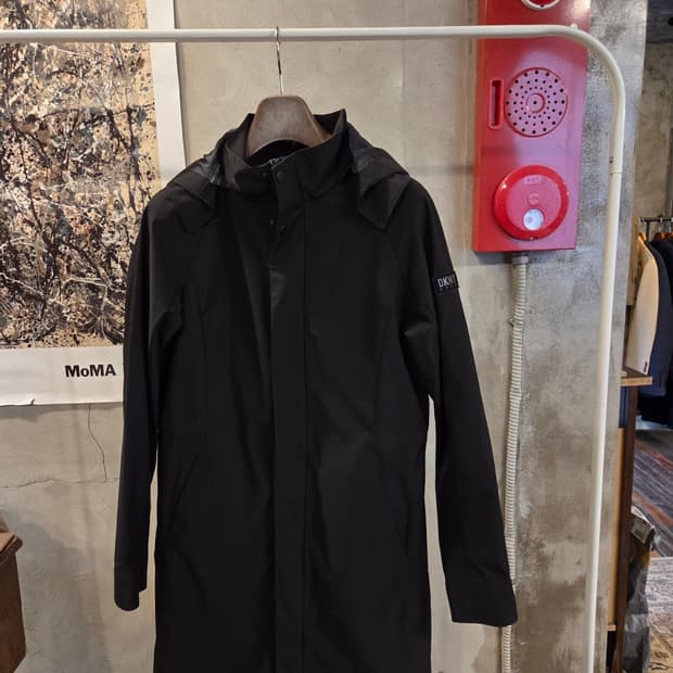 Dkny 윈드브레이크자켓 