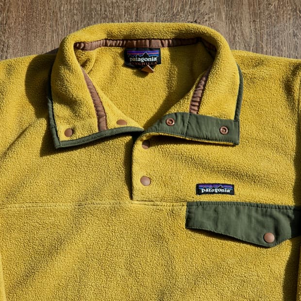 파타고니아 신칠라 스냅티 머스타드 / 올리브 L