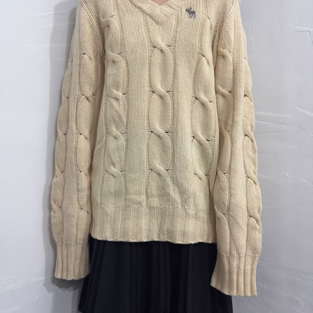 abercrombie cashmere knit