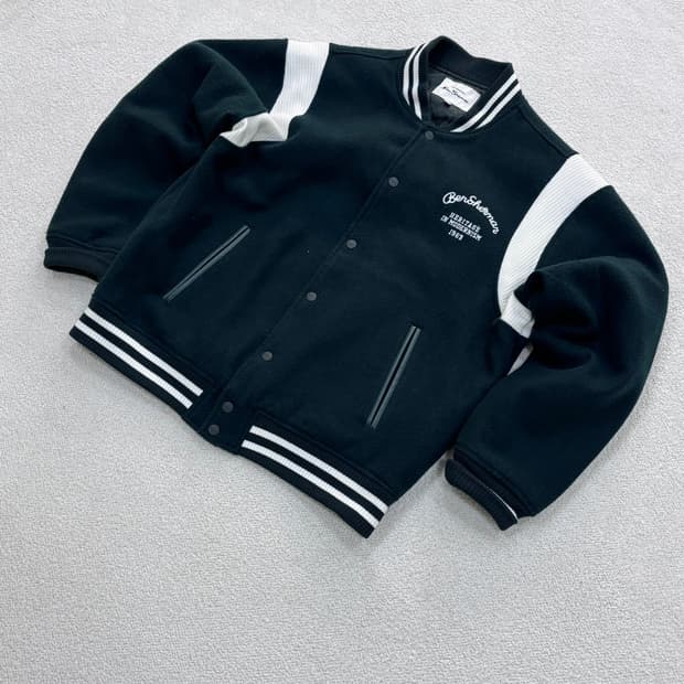 100 벤셔먼 블랙 바시티 자켓 0324E