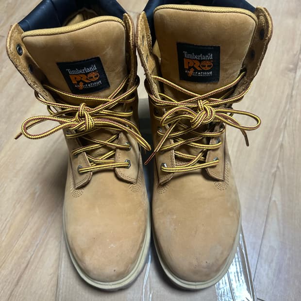 팀버랜드 6인치 프로 팝니다.