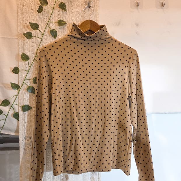 도트 목폴라 슬리브