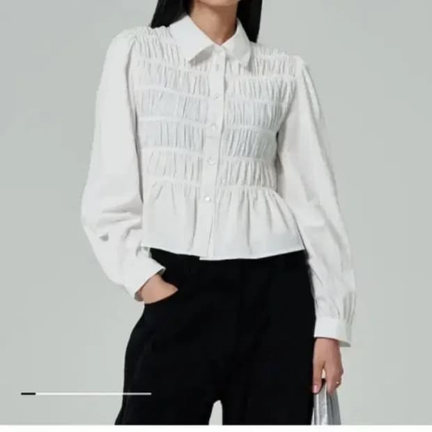 에잇세컨즈 코튼 셔링 블라우스 M