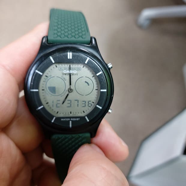 카시오 트윈셉트 아날로그 