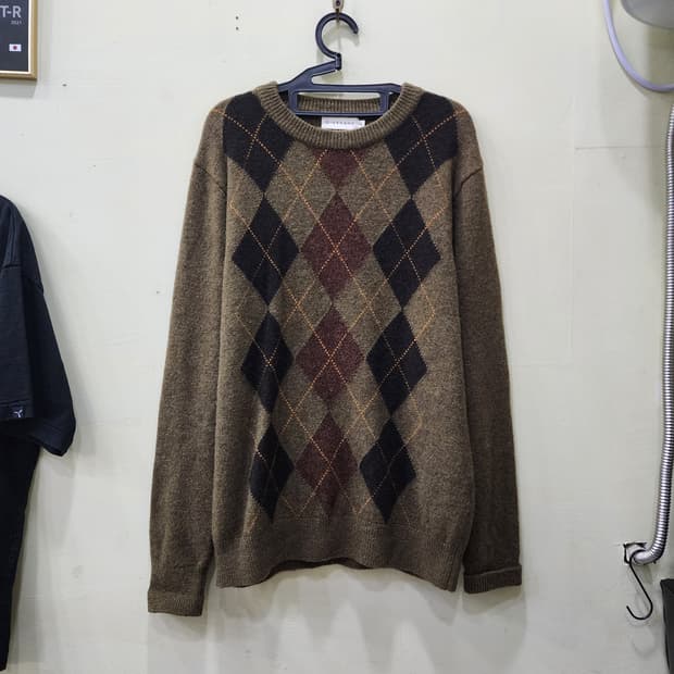 [105] GIORDANO 아가일 니트 스웨터
