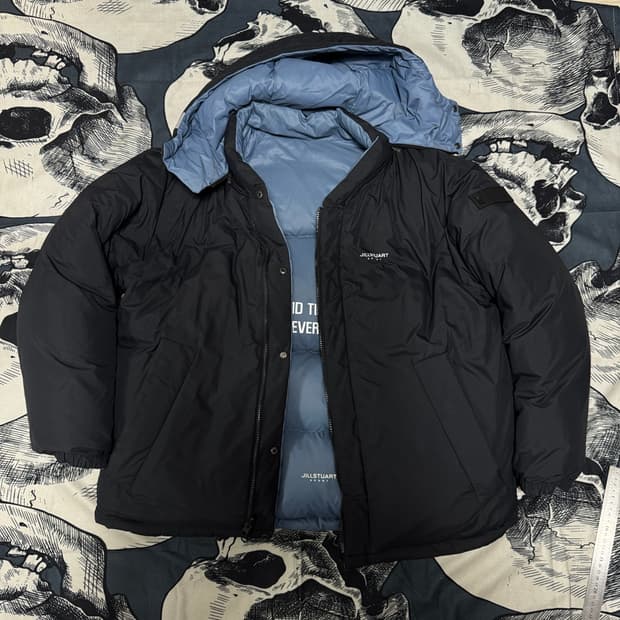 질스튜어트 구스다운 리버시블 패딩  100사이즈