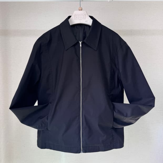 에잇세컨즈 싱글 칼라 블루종 재킷