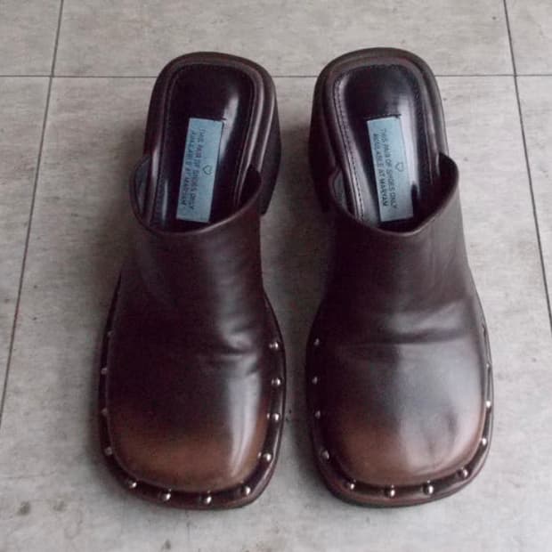 스퀘어 스터드 뮬