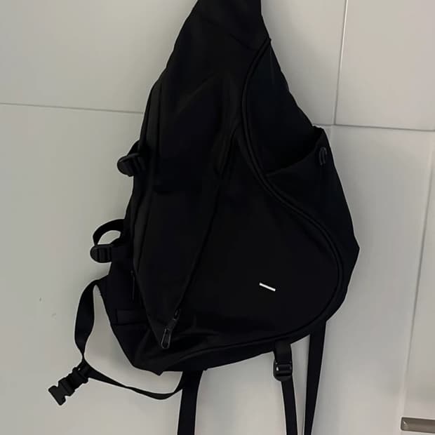 일본브랜드 Hgul+bag  슬링백 새상품컨디션