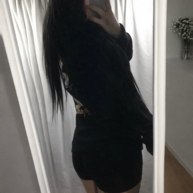 뷰티비스트 후드티