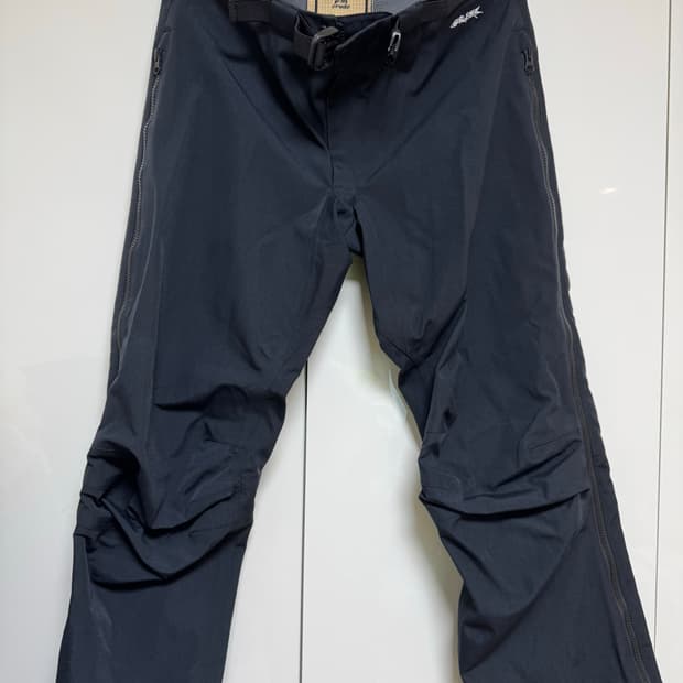 [M] GR10K 도버 스트리트 마켓 긴자 ARC 팬츠