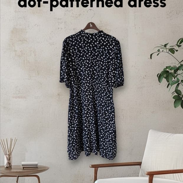 자라 ZARA 도트 패턴 하이넥 반팔 미디원피스 55