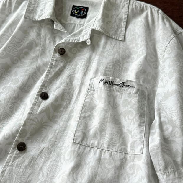 Design patterned H/S shirt