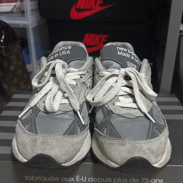 뉴발란스 993