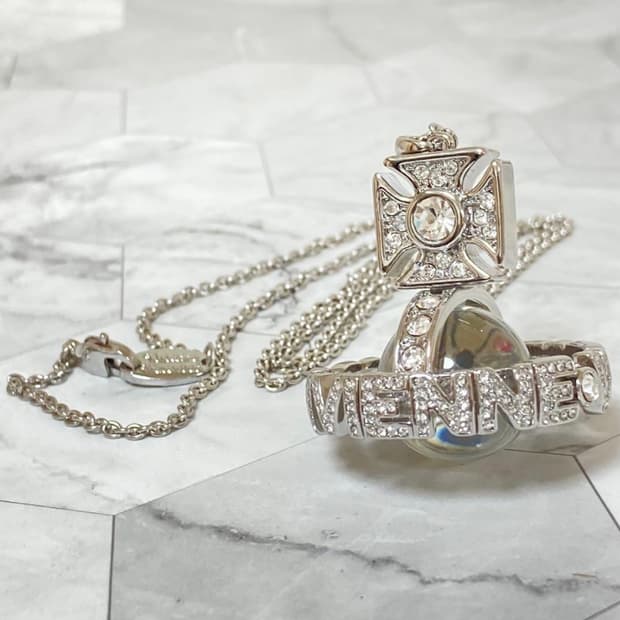 비비안웨스트우드 아카이브 크리스탈 큐빅 3d orb 팬던트 목걸이