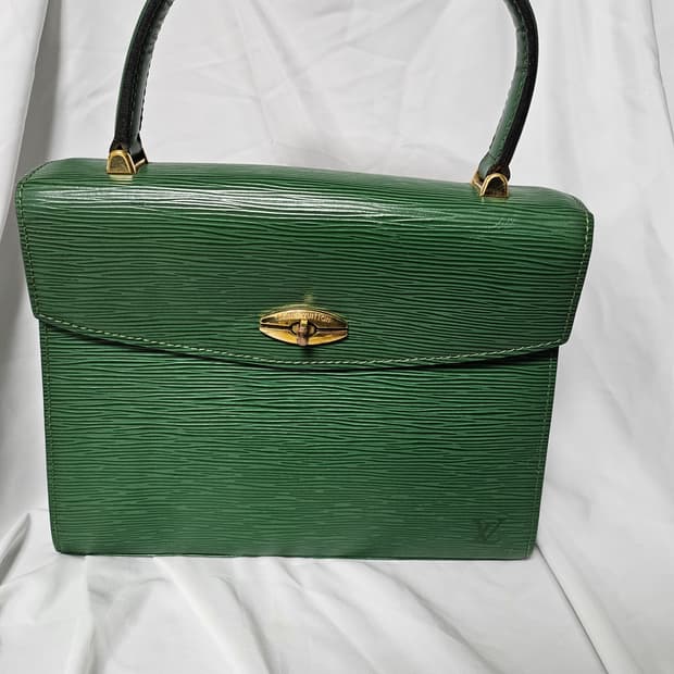 루이비통 에삐 말젤부 토트백 그린컬러