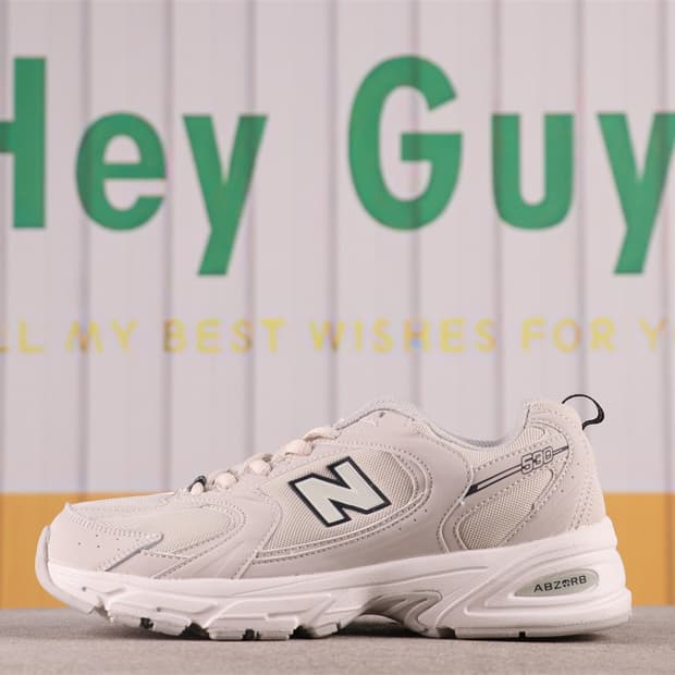 뉴발란스 530 Nb 운동화 커플룩
