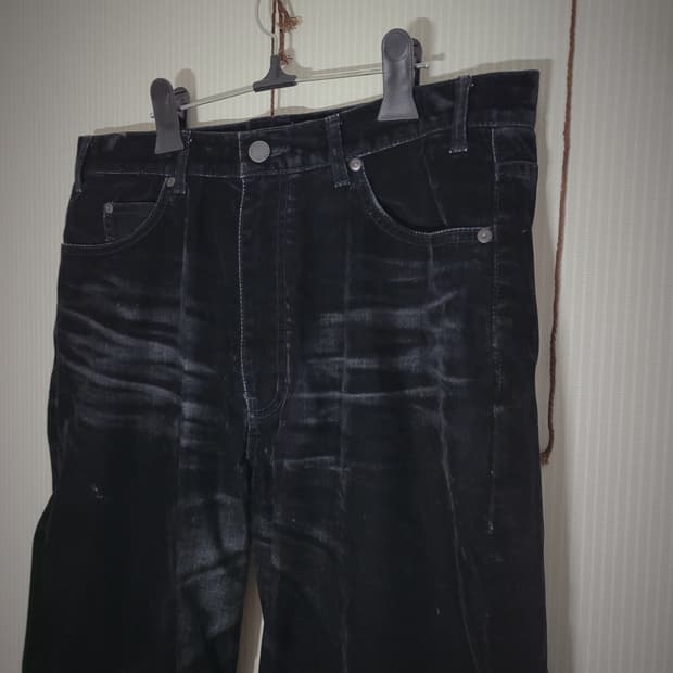 탁 블랙 벨벳 팬츠