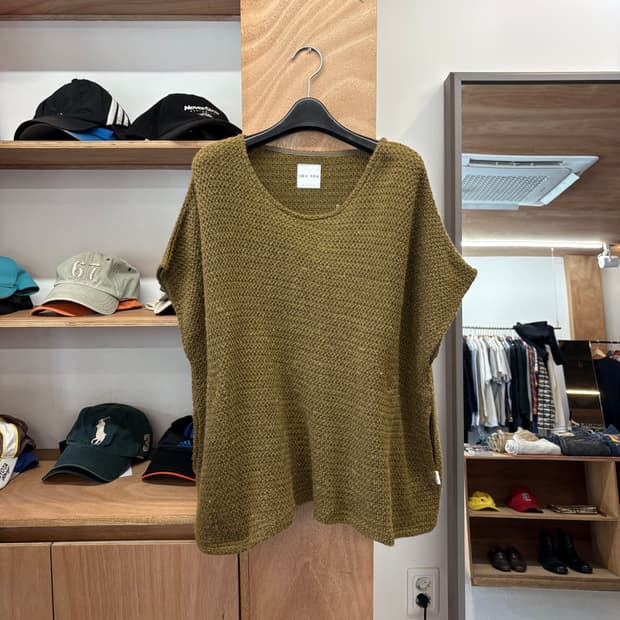 SOUSOU KNIT TOP