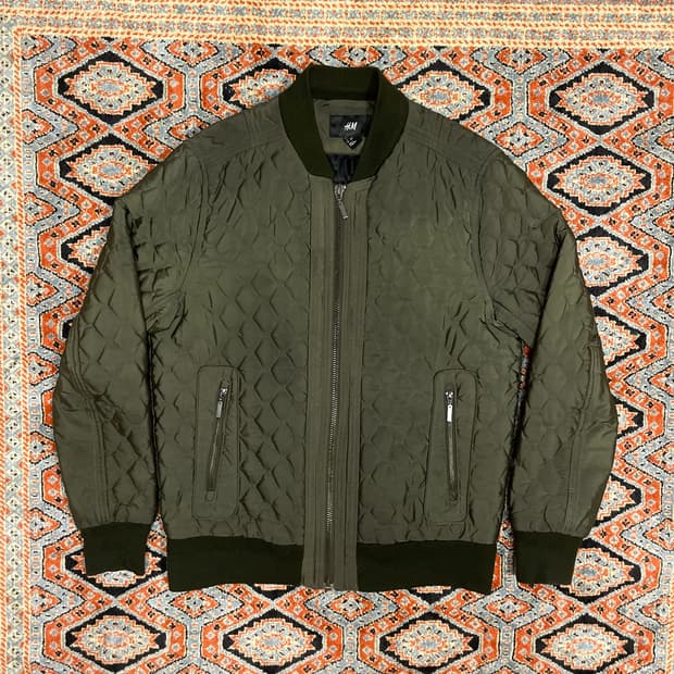 H&M 카키 퀼팅 항공점퍼 남성100/40R