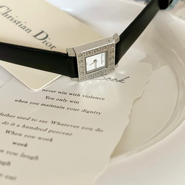 DIOR 라 파리지엔느 실버 디올 시계