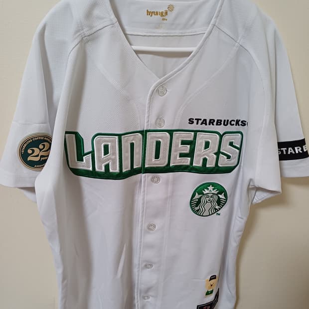 스타벅스 SSG 랜더스 22주년 기념 유니폼