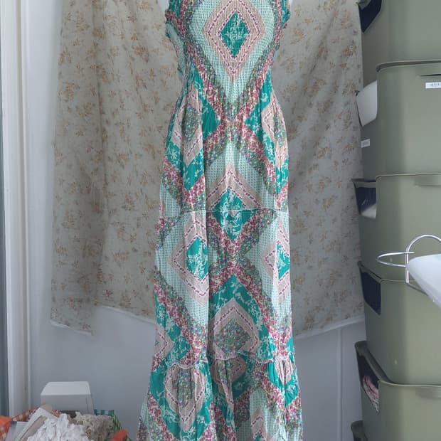 [히피룩] 에스닉 패턴 롱 원피스 민소매 그린