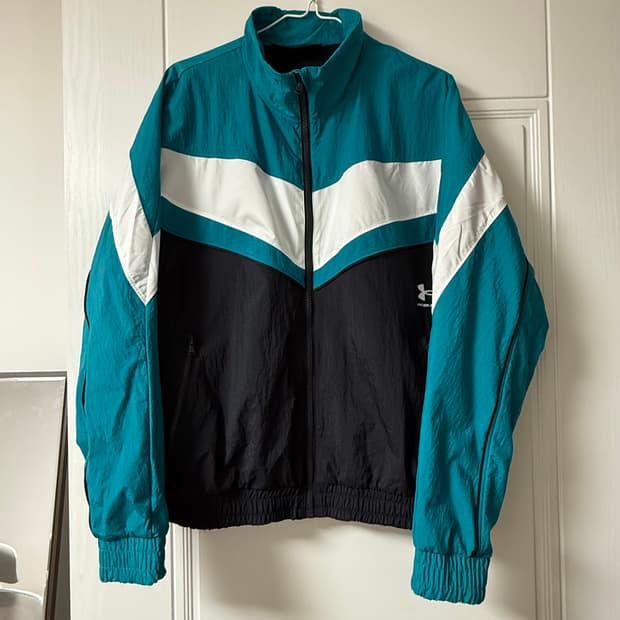 언더아머 APAC 우븐 재킷 바람막이(M)