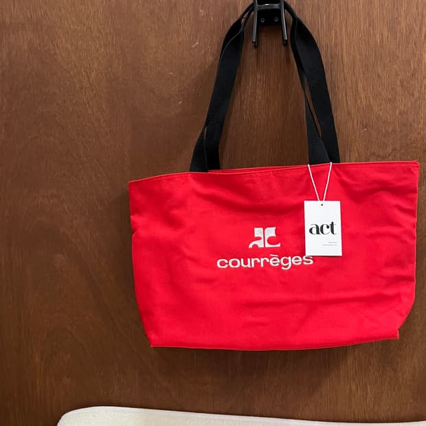 꾸레쥬 로고 쇼퍼백 레드