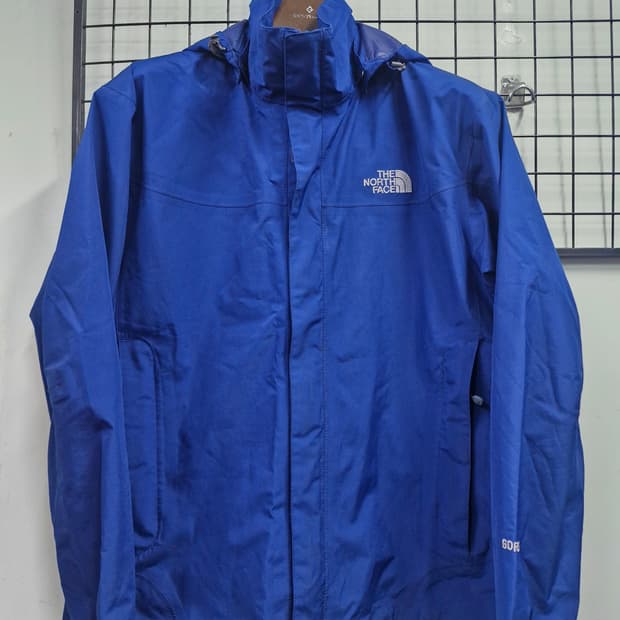 100L 노스페이스 남성 고어텍스 바람막이 자켓.
