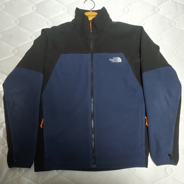 노스페이스 검/남색 플리스 자켓