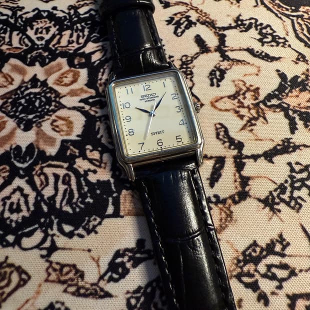 Seiko 빈티지 쿼츠 시계
