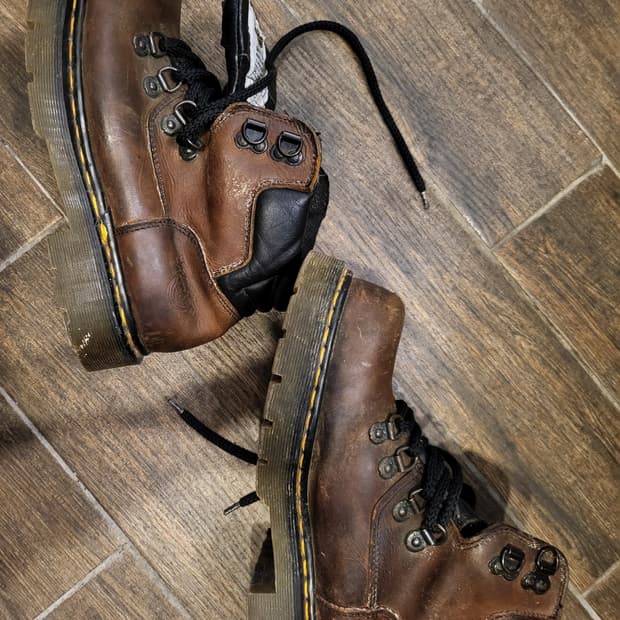 닥터마틴닥터마틴 8836 스틸토 부츠 7.5