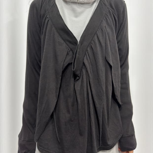 reac layered design top