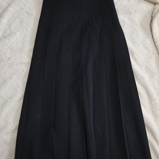 블랙 롱 플리츠 스커트