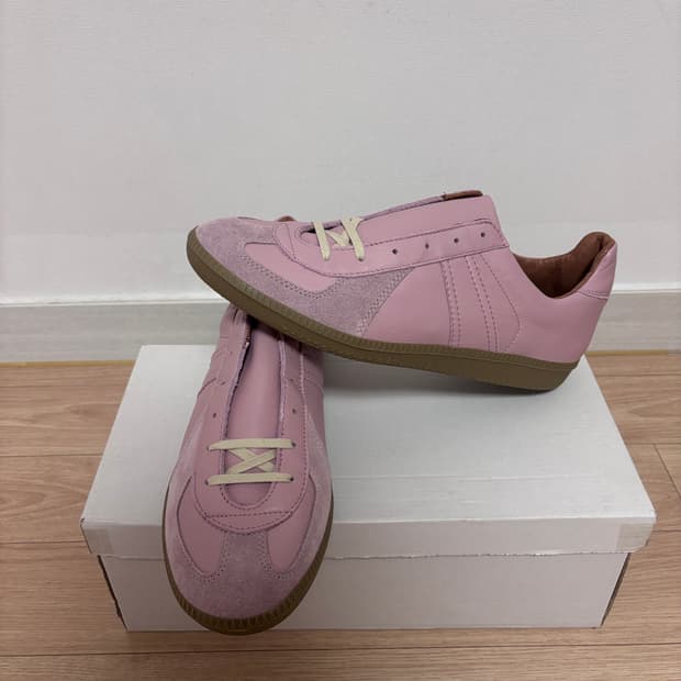 새상품) 275 리프로덕션오브파운드 독일군 스니커즈 핑크