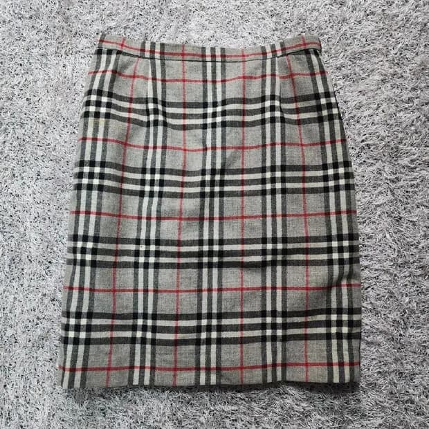 버버리 울 스커트 여성66
