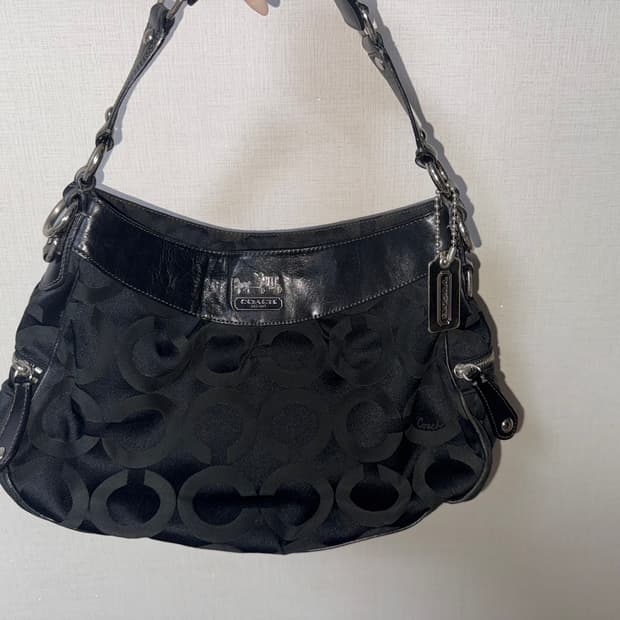 코치숄더백 블랙