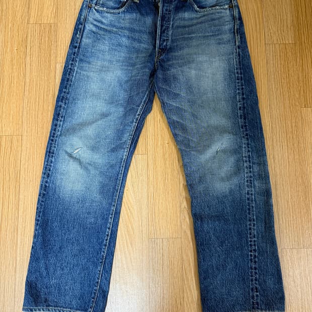 풀카운트 1101 다트포드 34사이즈 팝니다.