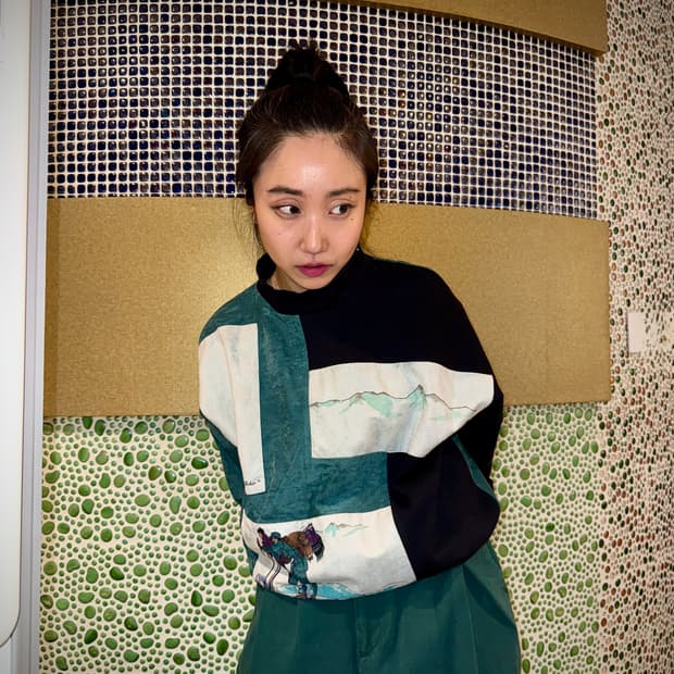 데팡스 다피쉐 스키어 프린트 벨벳 블록컬러 맨투맨 블랙/그린 Size 1