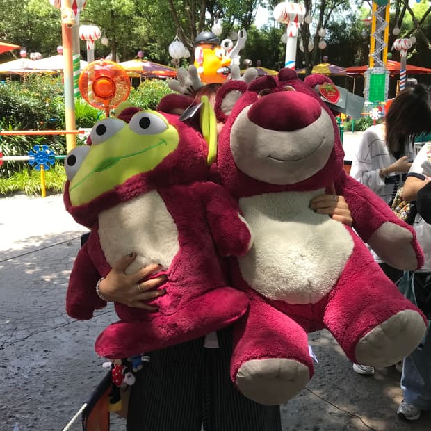 상해 디즈니랜드 랏소 , 랏소알린 대형인형 💟