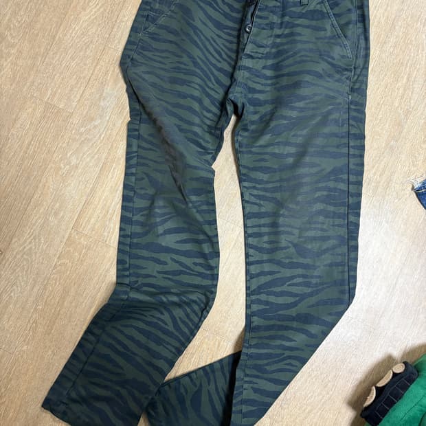 아디다스 지브라 패턴 바지