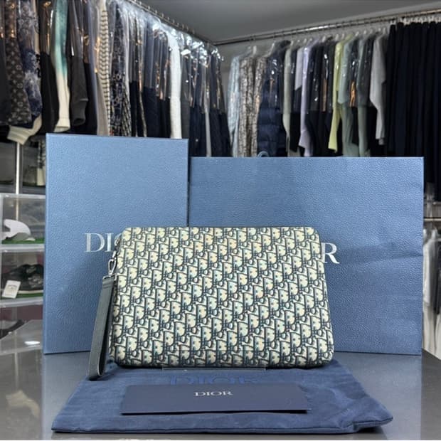디올 오블리크 A4 자카드 지퍼 클러치