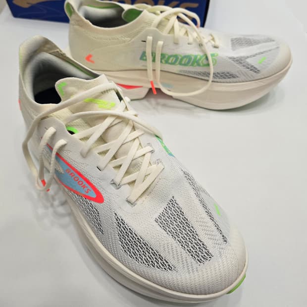 브룩스 하이페리온맥스3 280