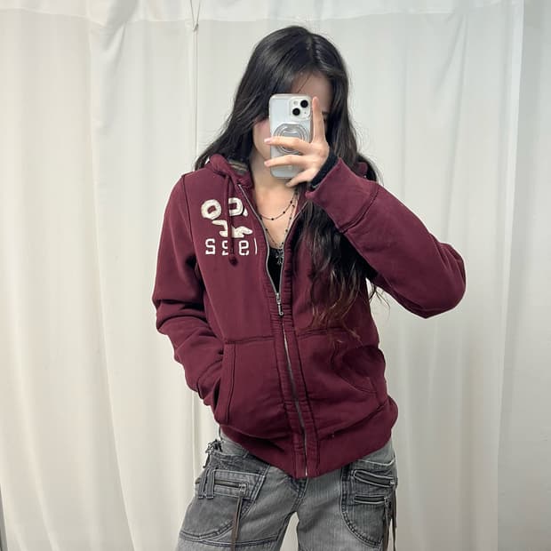 Hollister Burgundy Quilted Hoodie Zip-up
