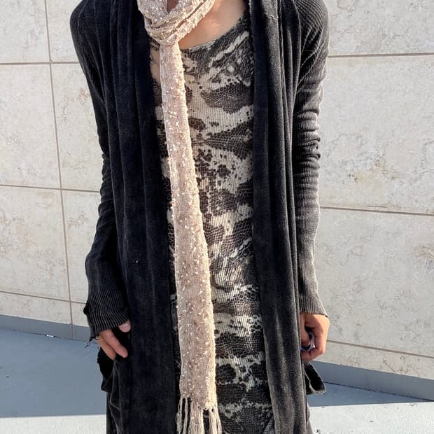 19. Beige scarf 2.8