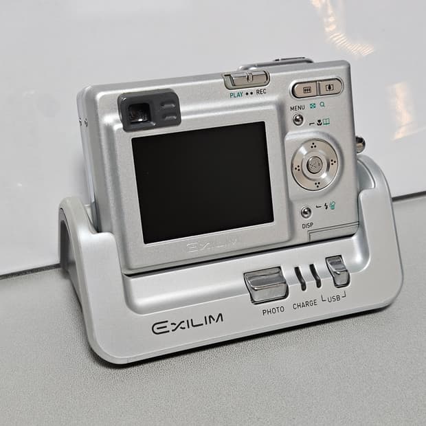 카시오 엑슬림 z3 빈티지 디카