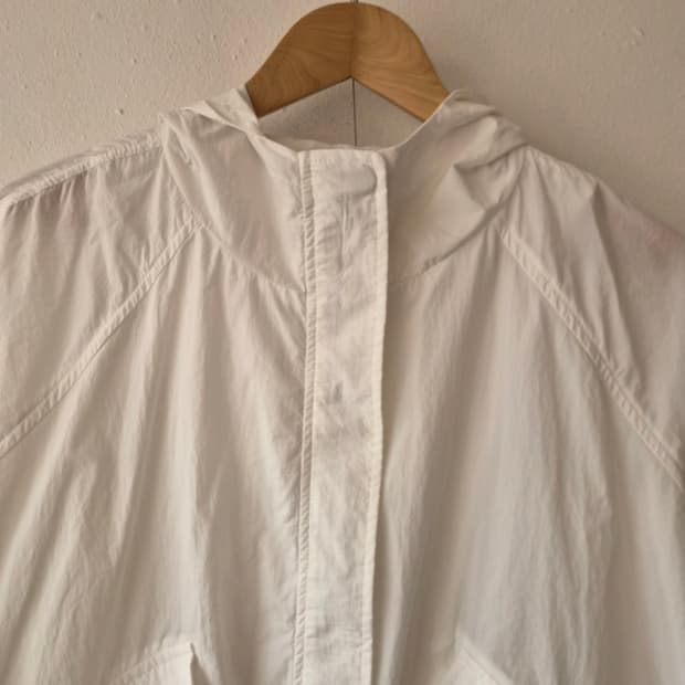 트렌드콜렉션 여성 후드프릴바람막이점퍼 FREE