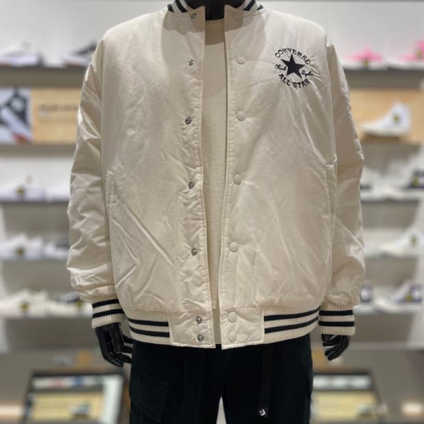 컨버스 바시티 패딩 화이트