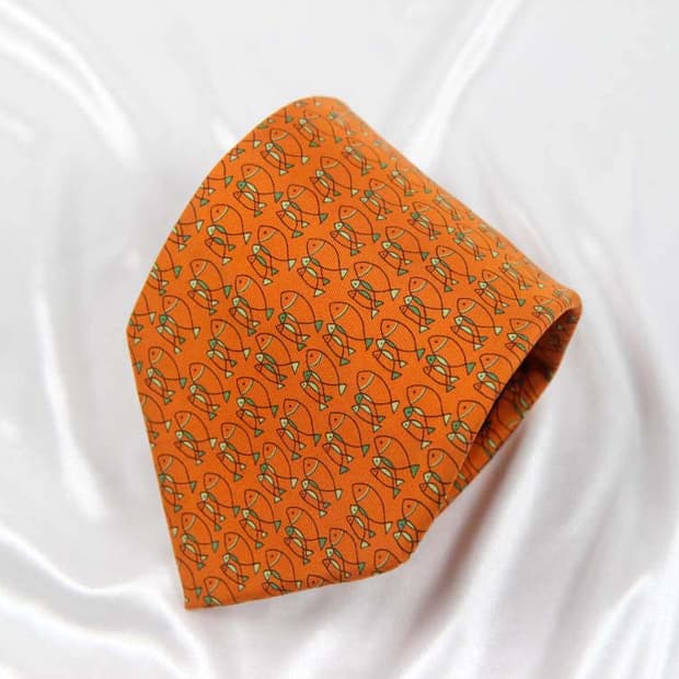 페라가모 9.3cm A+등급 남자 명품 넥타이